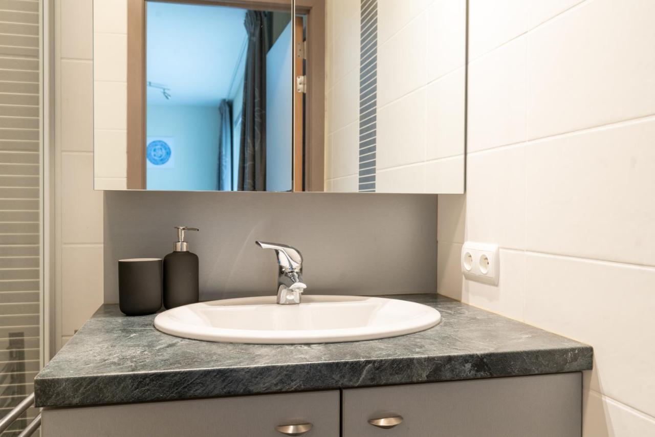 Appartement Met Zwembad In Neoportus Nieuwpoort Exterior foto